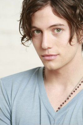 Jackson Rathbone1.jpg