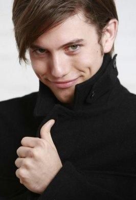 Jackson Rathbone5.jpg